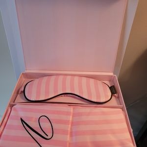Victoria secret pillow case  matching sleep mas